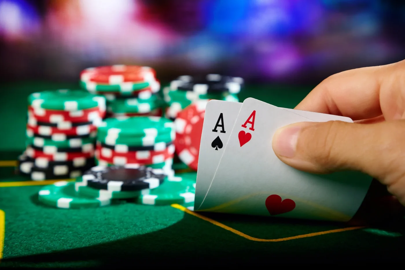 Tốc độ diễn ra 1 ván bài poker đổi thưởng Hit Club rất nhanh chóng